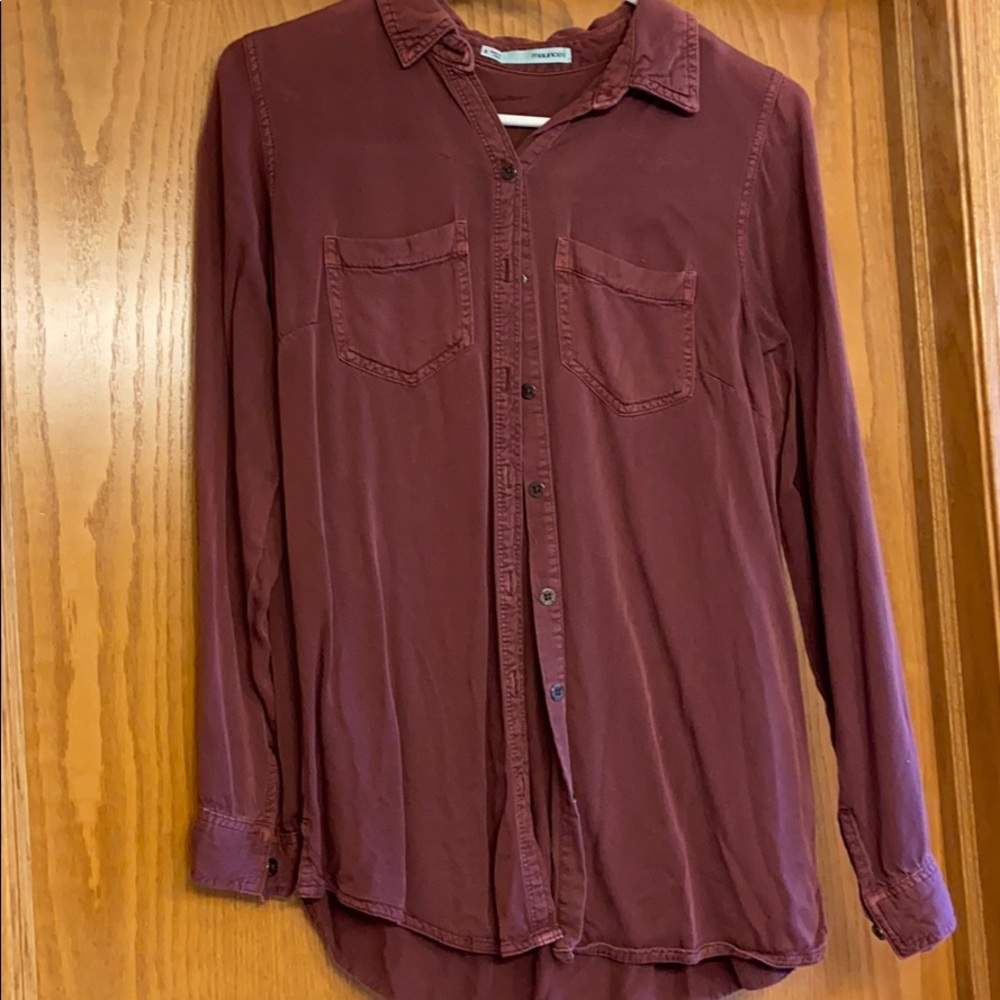 Maroon button up (Maurices small)